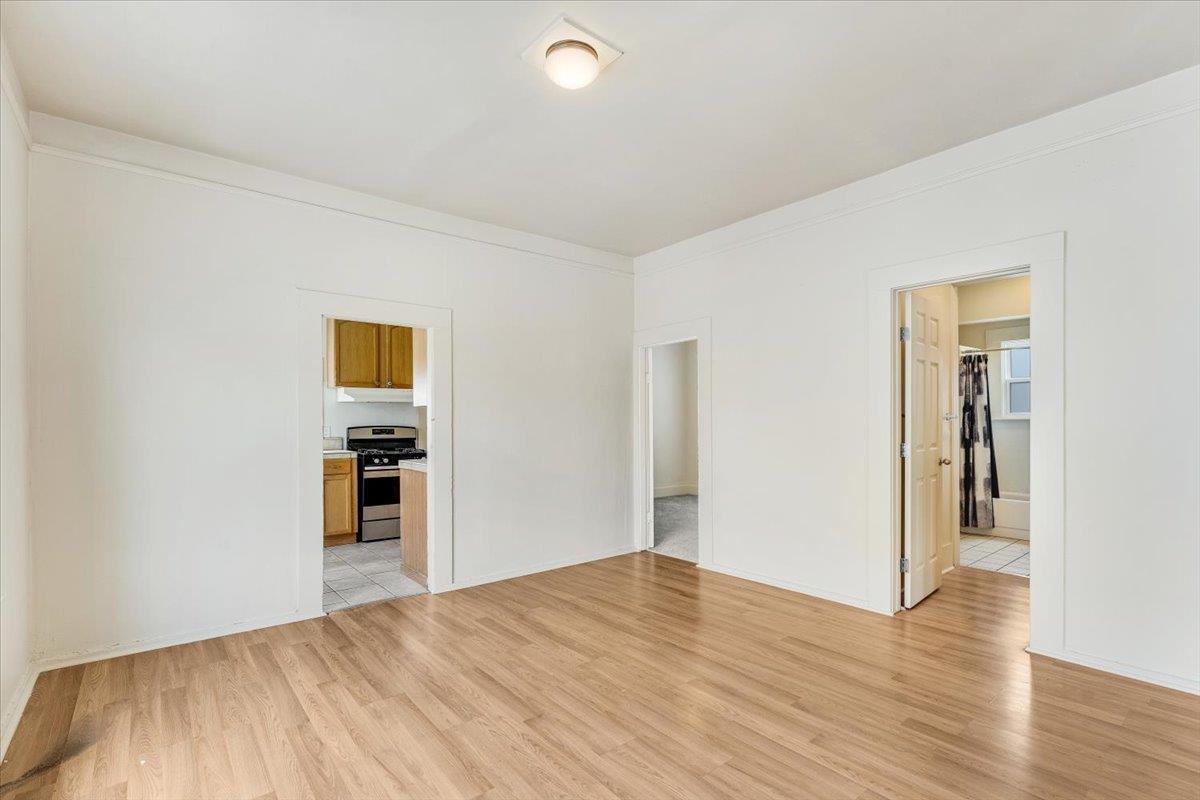 Detail Gallery Image 12 of 32 For 412- 412.5 Broadway, Santa Cruz,  CA 95060 - – Beds | – Baths