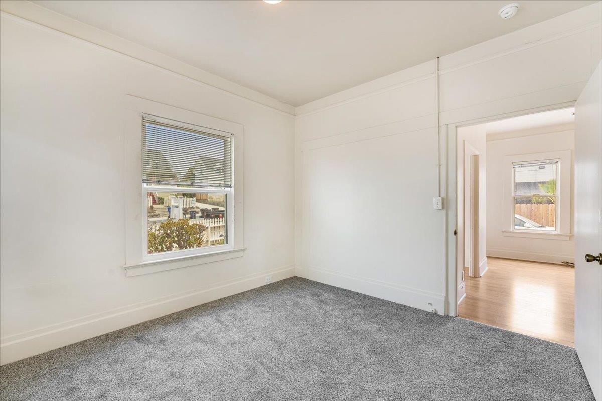 Detail Gallery Image 14 of 32 For 412- 412.5 Broadway, Santa Cruz,  CA 95060 - – Beds | – Baths