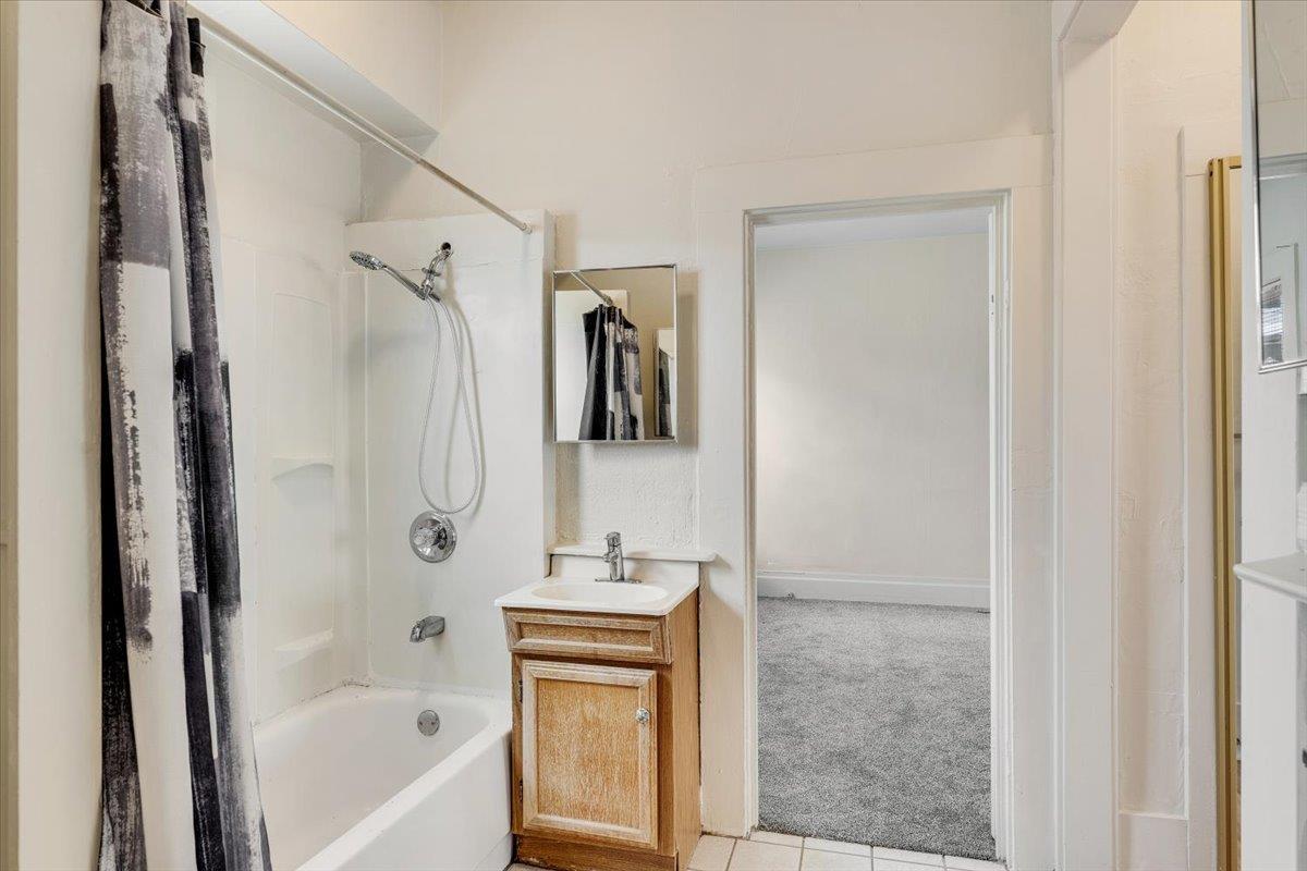 Detail Gallery Image 18 of 32 For 412- 412.5 Broadway, Santa Cruz,  CA 95060 - – Beds | – Baths