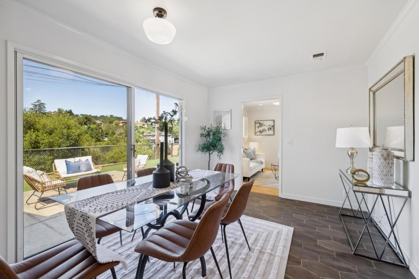 Detail Gallery Image 15 of 42 For 3902 Bret Harte Dr, Redwood City,  CA 94061 - 3 Beds | 2 Baths