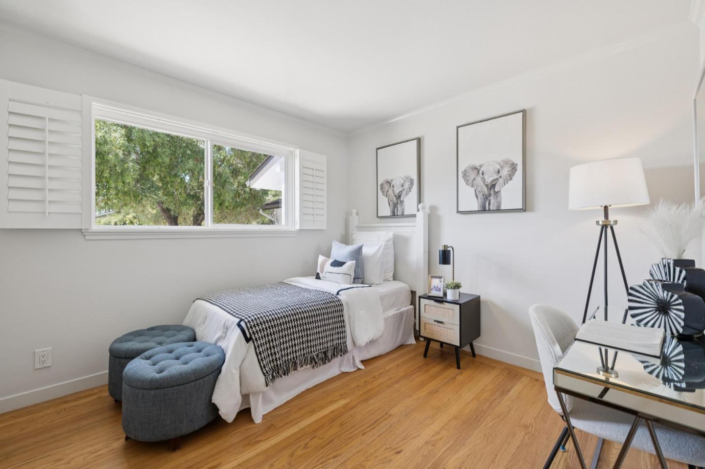Detail Gallery Image 18 of 42 For 3902 Bret Harte Dr, Redwood City,  CA 94061 - 3 Beds | 2 Baths