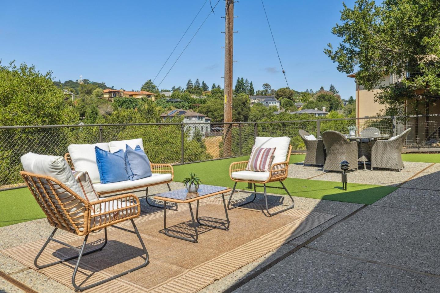 Detail Gallery Image 37 of 42 For 3902 Bret Harte Dr, Redwood City,  CA 94061 - 3 Beds | 2 Baths