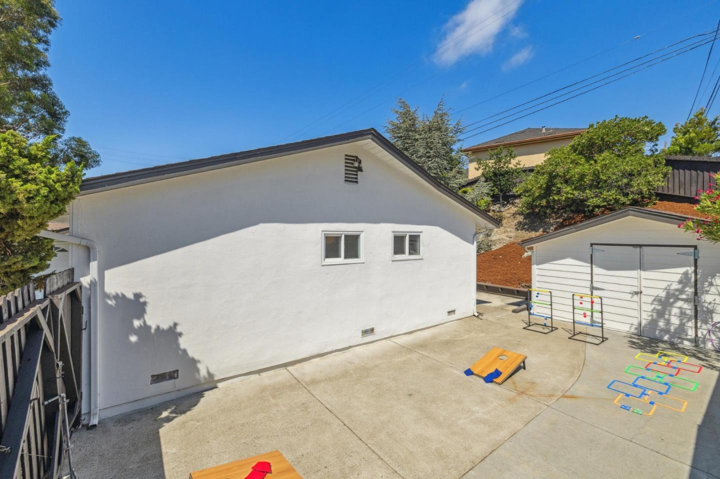 Detail Gallery Image 39 of 42 For 3902 Bret Harte Dr, Redwood City,  CA 94061 - 3 Beds | 2 Baths