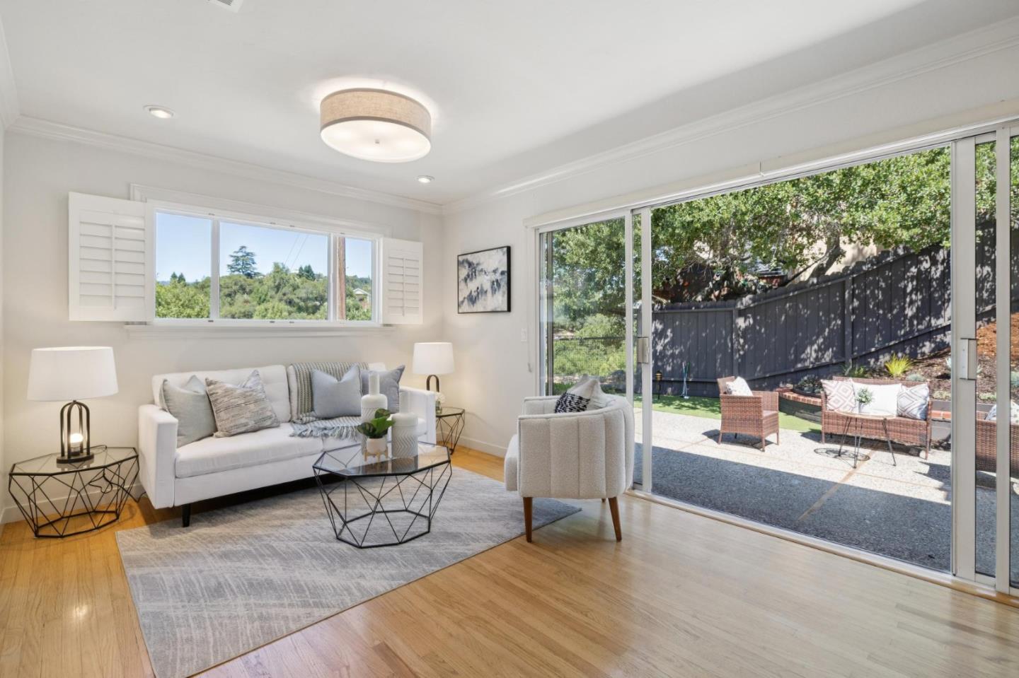 Detail Gallery Image 7 of 42 For 3902 Bret Harte Dr, Redwood City,  CA 94061 - 3 Beds | 2 Baths