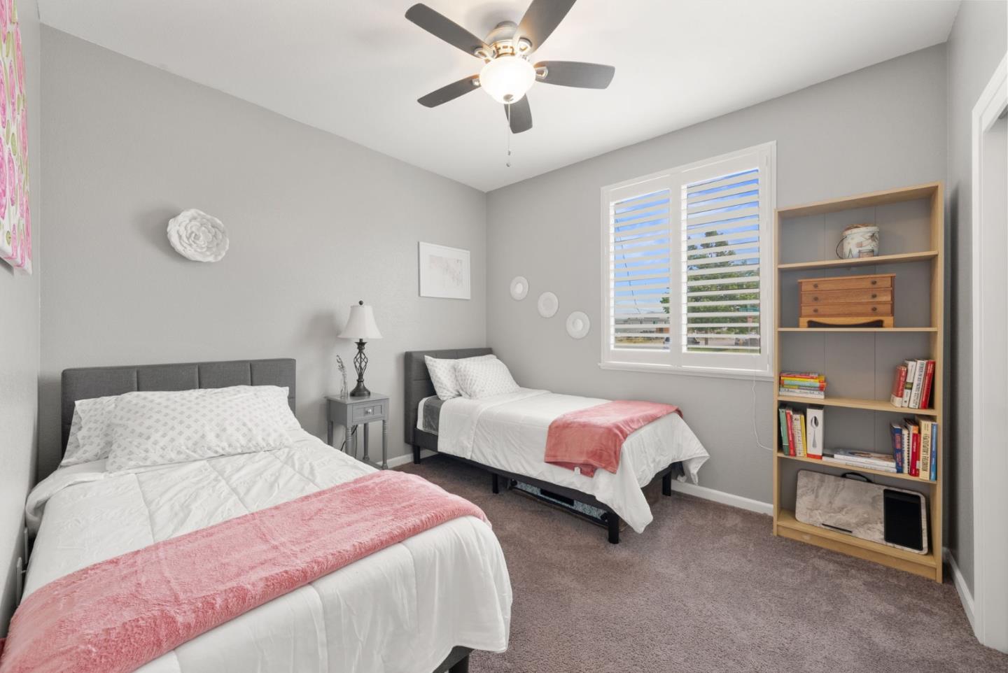 Detail Gallery Image 24 of 59 For 270 Vista View Ln, Hollister,  CA 95023 - 4 Beds | 3 Baths