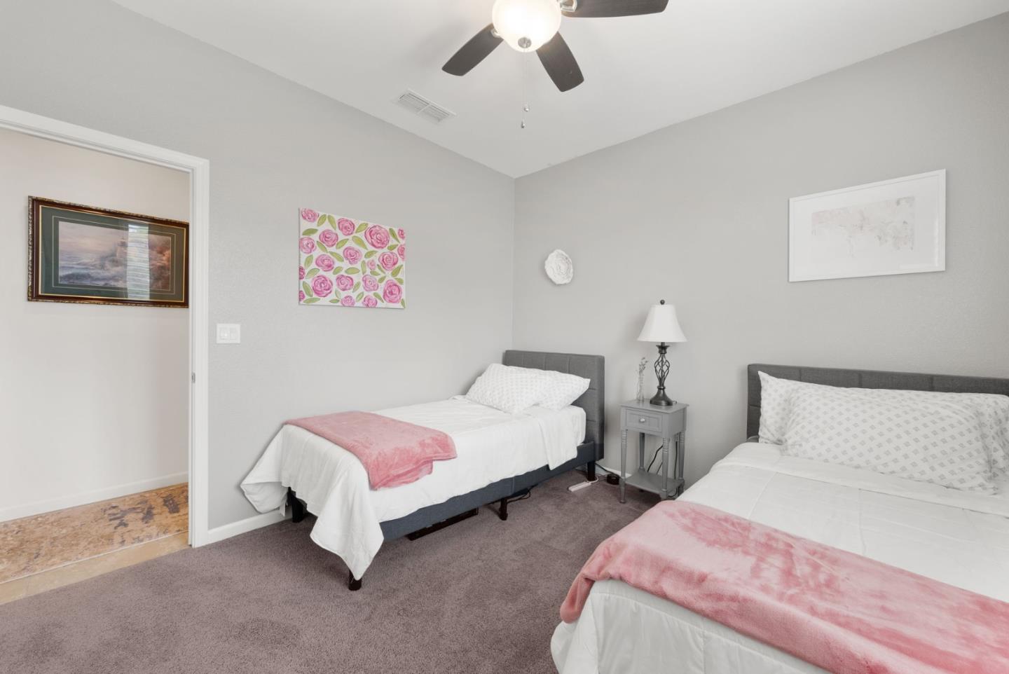 Detail Gallery Image 25 of 59 For 270 Vista View Ln, Hollister,  CA 95023 - 4 Beds | 3 Baths