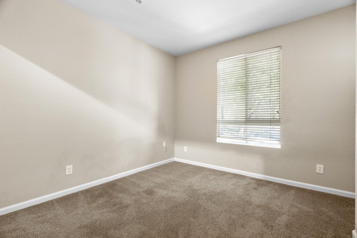 Detail Gallery Image 17 of 43 For 505 Tower Hill Ave #611,  San Jose,  CA 95136 - 3 Beds | 3 Baths