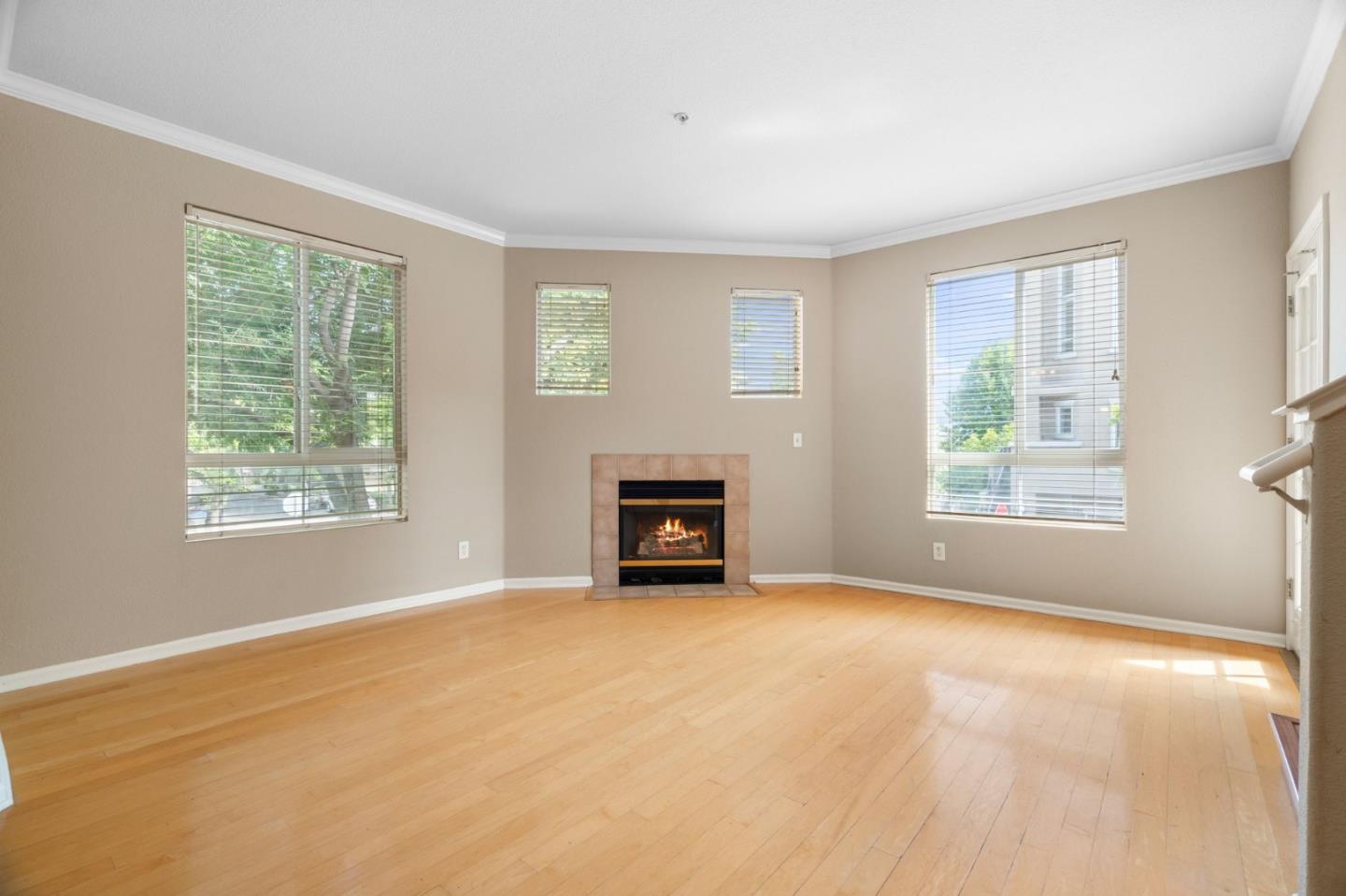 Detail Gallery Image 5 of 43 For 505 Tower Hill Ave #611,  San Jose,  CA 95136 - 3 Beds | 3 Baths