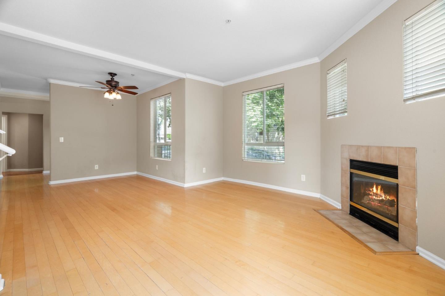 Detail Gallery Image 7 of 43 For 505 Tower Hill Ave #611,  San Jose,  CA 95136 - 3 Beds | 3 Baths