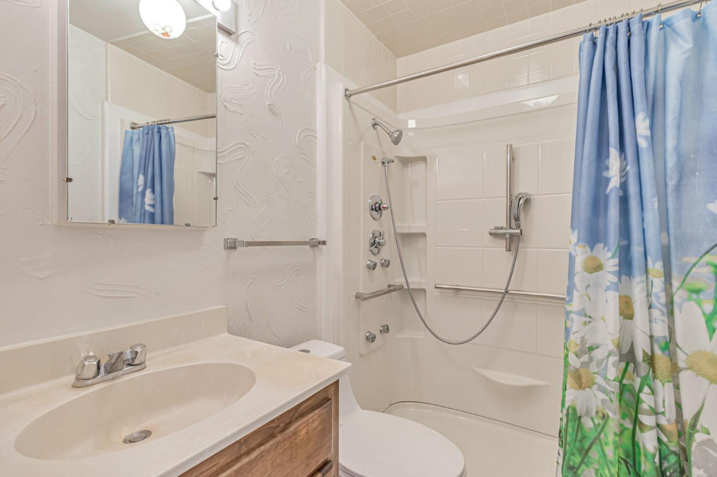 Detail Gallery Image 15 of 46 For 2643 Garfield St, San Mateo,  CA 94403 - – Beds | – Baths