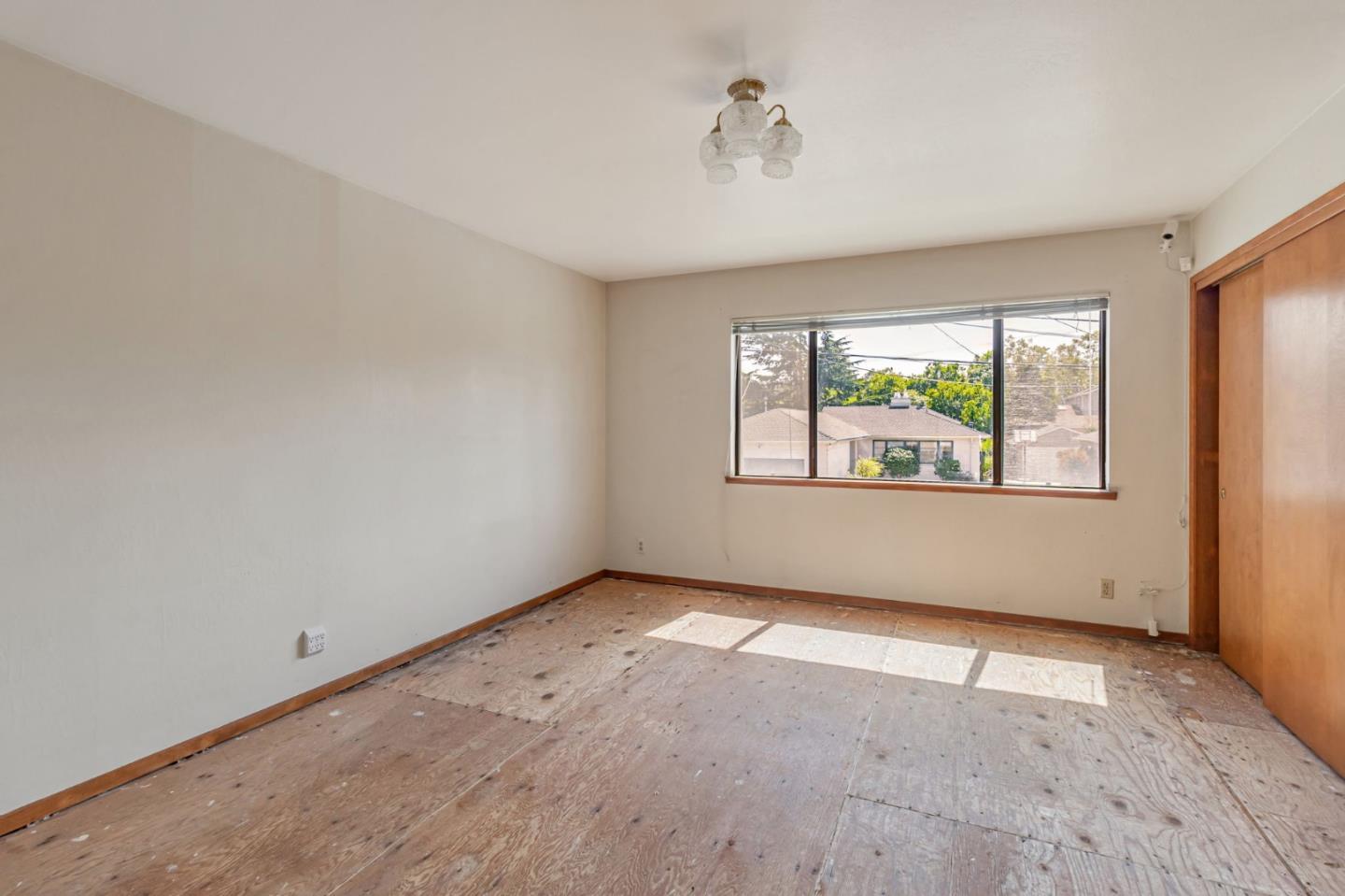 Detail Gallery Image 18 of 46 For 2643 Garfield St, San Mateo,  CA 94403 - – Beds | – Baths