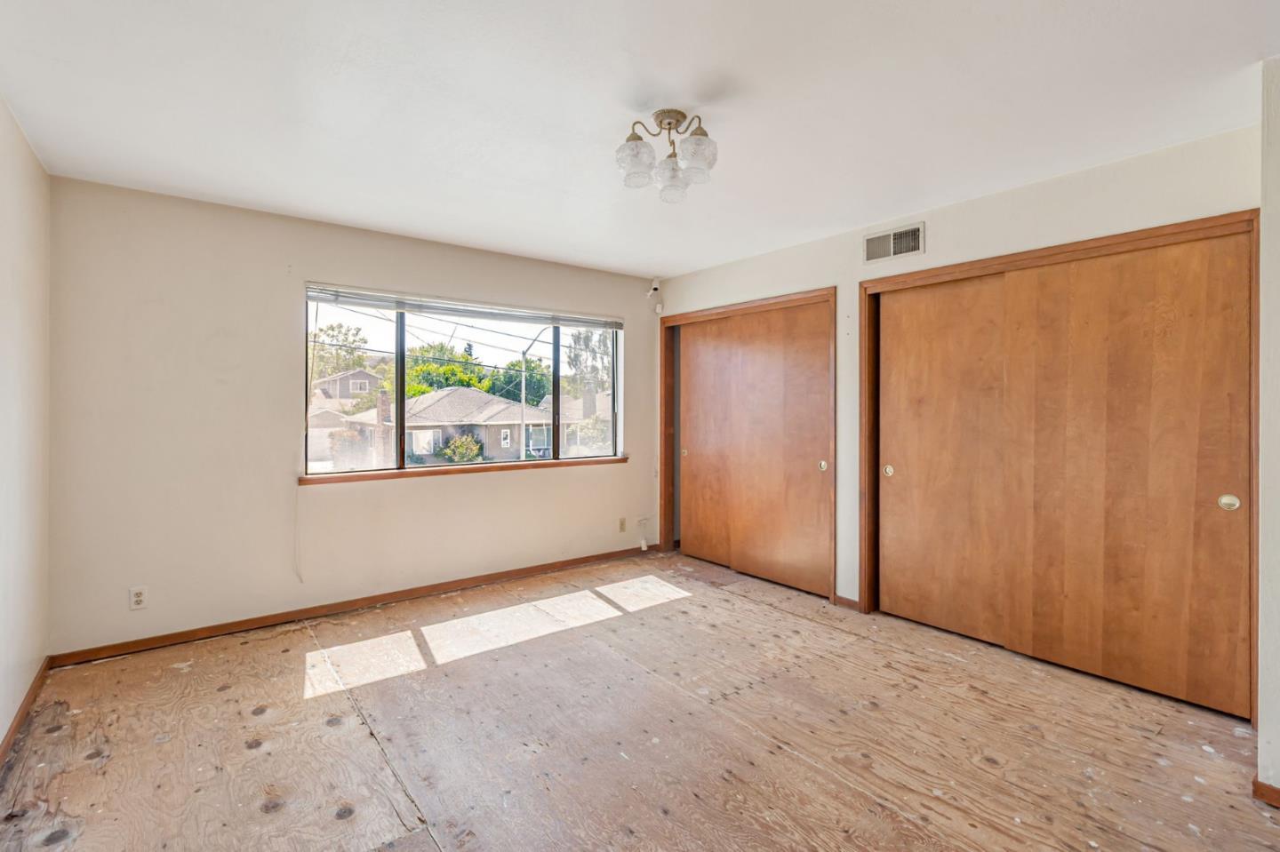 Detail Gallery Image 19 of 46 For 2643 Garfield St, San Mateo,  CA 94403 - – Beds | – Baths
