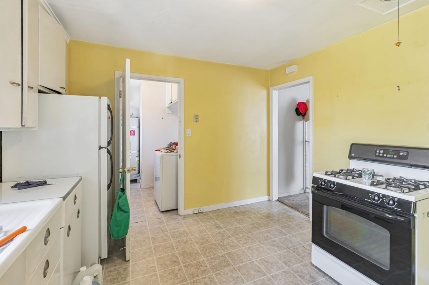 Detail Gallery Image 35 of 46 For 2643 Garfield St, San Mateo,  CA 94403 - – Beds | – Baths