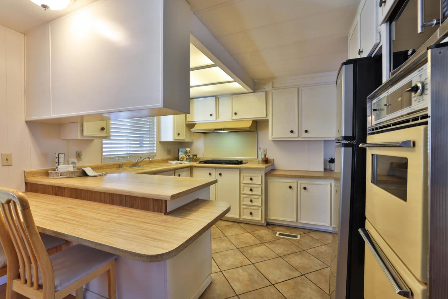 Detail Gallery Image 13 of 40 For 412 Chateau La Salle Dr #412,  San Jose,  CA 95111 - 2 Beds | 2 Baths