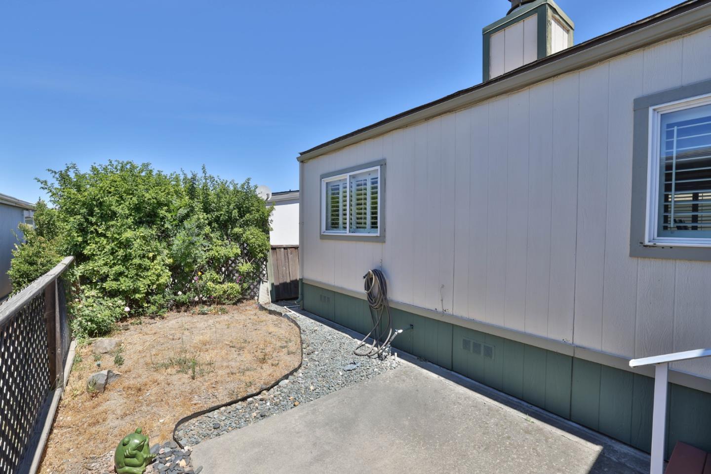 Detail Gallery Image 30 of 40 For 412 Chateau La Salle Dr #412,  San Jose,  CA 95111 - 2 Beds | 2 Baths