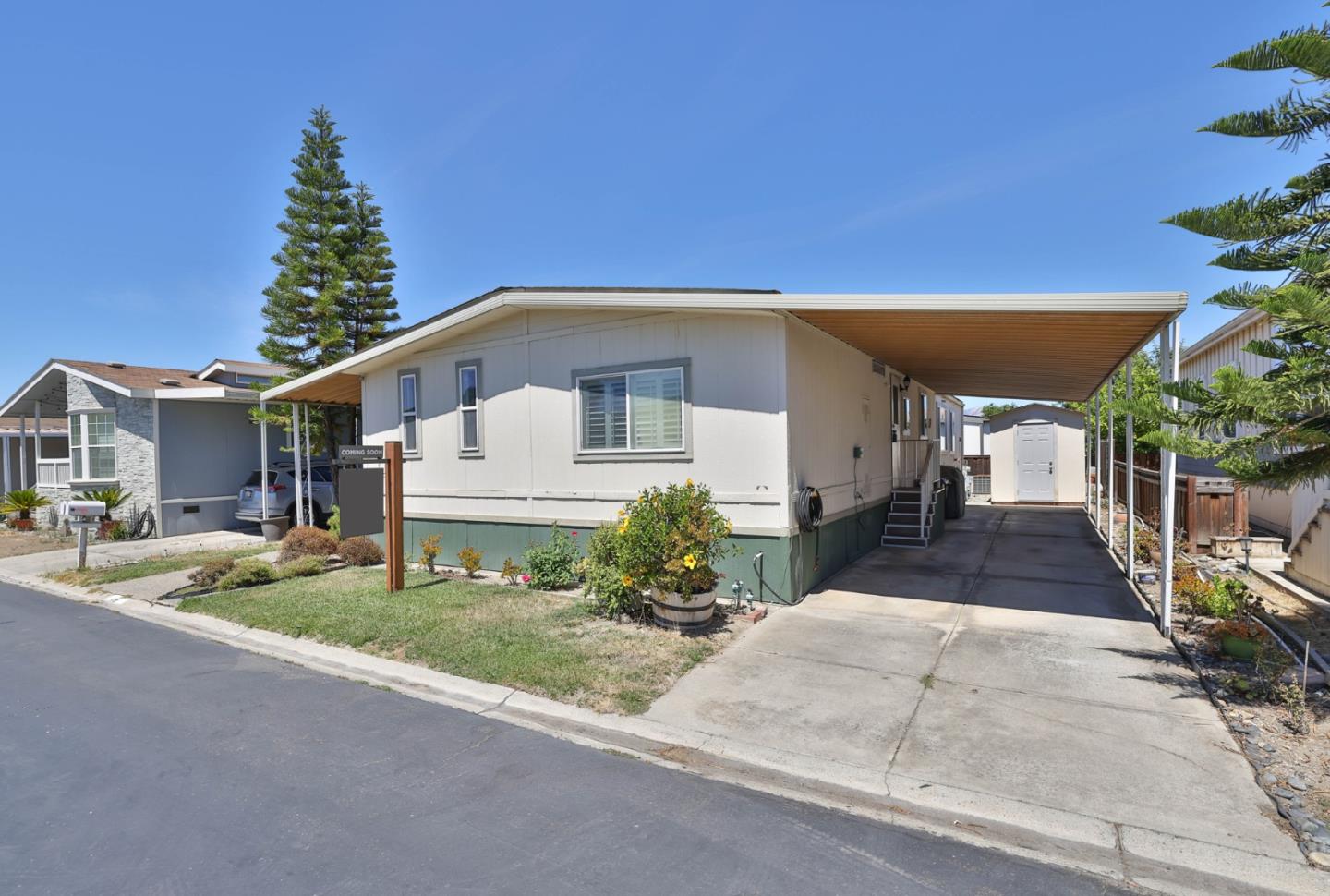 Detail Gallery Image 6 of 40 For 412 Chateau La Salle Dr #412,  San Jose,  CA 95111 - 2 Beds | 2 Baths