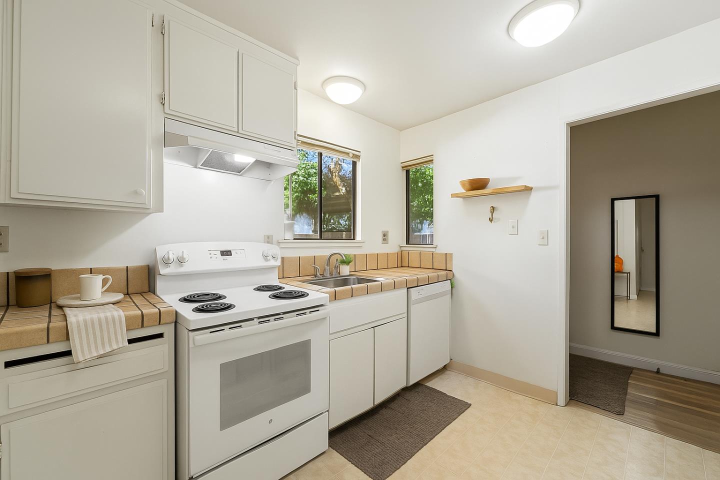 Detail Gallery Image 8 of 21 For 343 Nature Dr, San Jose,  CA 95123 - – Beds | – Baths
