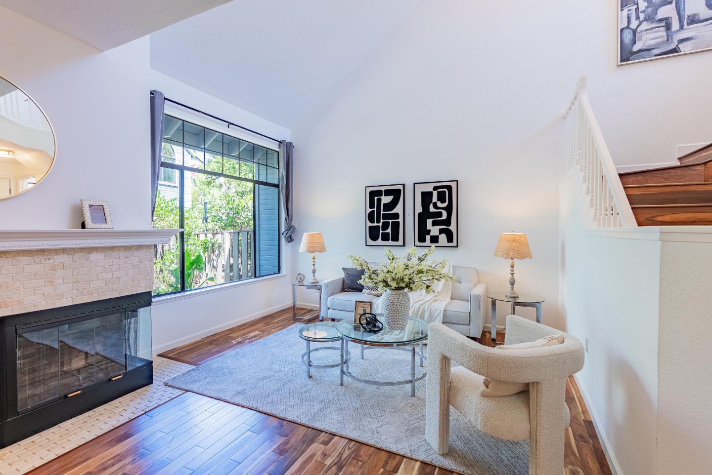 Detail Gallery Image 3 of 25 For 425 Mountain Laurel Ct, Mountain View,  CA 94043 - 2 Beds | 2/1 Baths