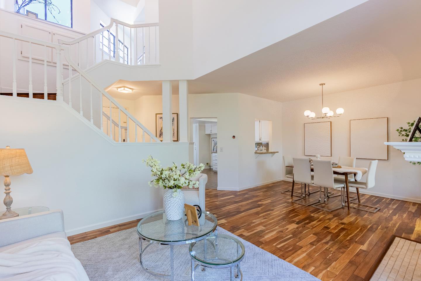 Detail Gallery Image 5 of 25 For 425 Mountain Laurel Ct, Mountain View,  CA 94043 - 2 Beds | 2/1 Baths