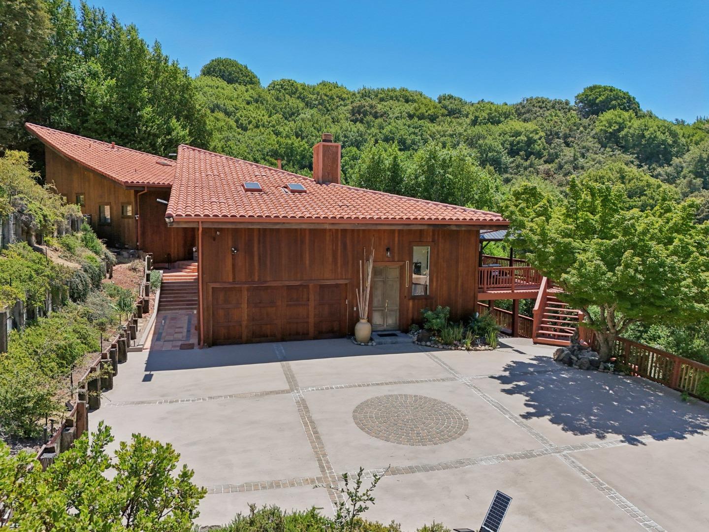 Detail Gallery Image 1 of 68 For 16012 Flintlock Rd, Cupertino,  CA 95014 - 7 Beds | 6/1 Baths