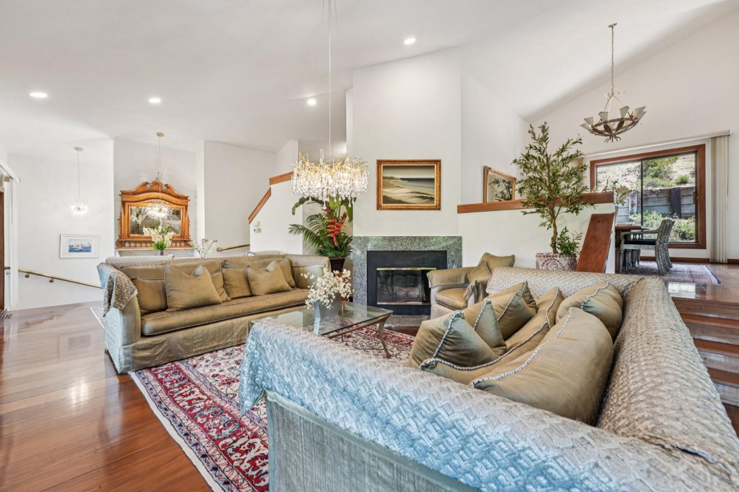Detail Gallery Image 10 of 68 For 16012 Flintlock Rd, Cupertino,  CA 95014 - 7 Beds | 6/1 Baths
