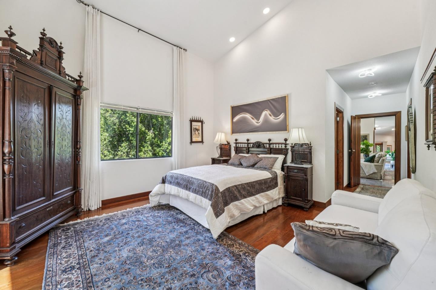 Detail Gallery Image 24 of 68 For 16012 Flintlock Rd, Cupertino,  CA 95014 - 7 Beds | 6/1 Baths
