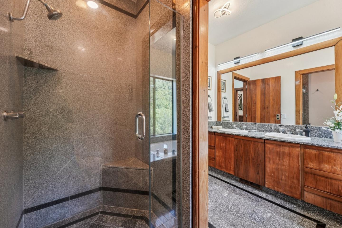 Detail Gallery Image 27 of 68 For 16012 Flintlock Rd, Cupertino,  CA 95014 - 7 Beds | 6/1 Baths