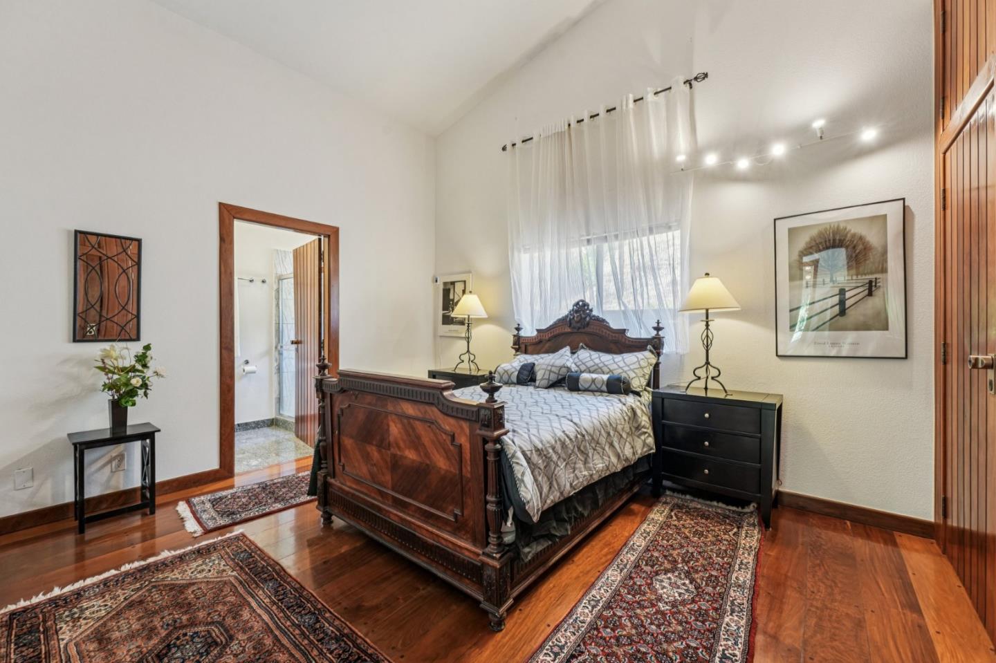 Detail Gallery Image 28 of 68 For 16012 Flintlock Rd, Cupertino,  CA 95014 - 7 Beds | 6/1 Baths