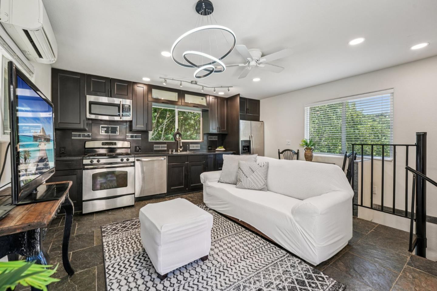 Detail Gallery Image 48 of 68 For 16012 Flintlock Rd, Cupertino,  CA 95014 - 7 Beds | 6/1 Baths