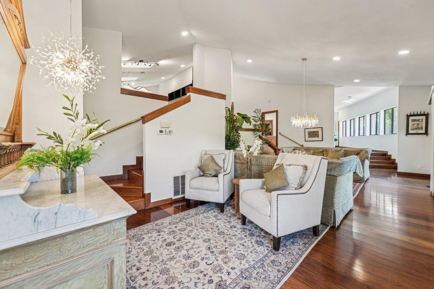 Detail Gallery Image 7 of 68 For 16012 Flintlock Rd, Cupertino,  CA 95014 - 7 Beds | 6/1 Baths