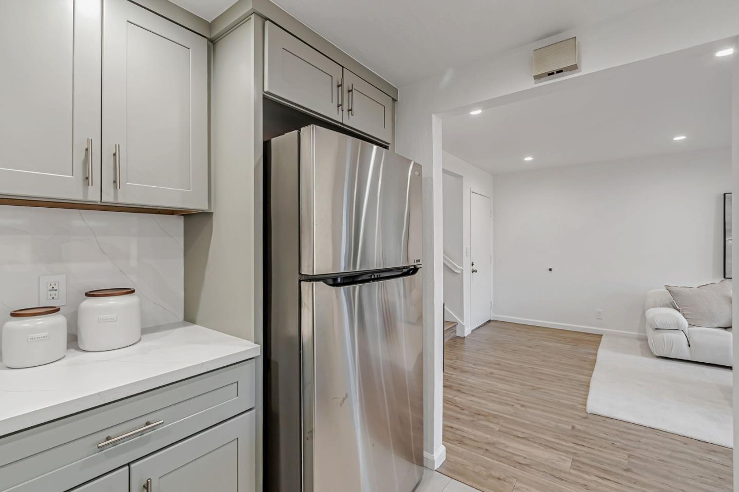 Detail Gallery Image 11 of 65 For 10871 Northforde Dr, Cupertino,  CA 95014 - 3 Beds | 2 Baths