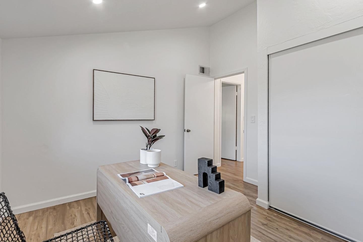Detail Gallery Image 23 of 65 For 10871 Northforde Dr, Cupertino,  CA 95014 - 3 Beds | 2 Baths