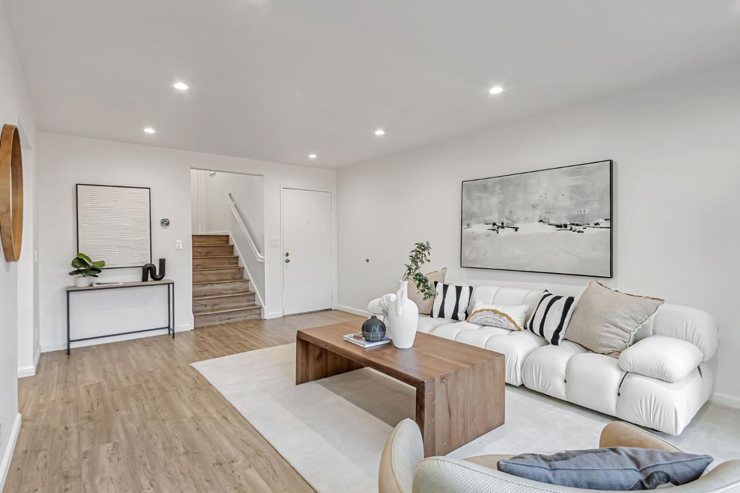 Detail Gallery Image 3 of 65 For 10871 Northforde Dr, Cupertino,  CA 95014 - 3 Beds | 2 Baths
