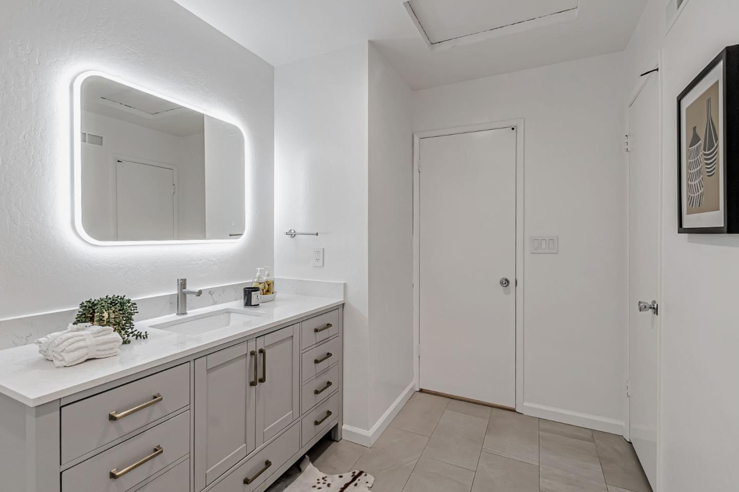 Detail Gallery Image 36 of 65 For 10871 Northforde Dr, Cupertino,  CA 95014 - 3 Beds | 2 Baths
