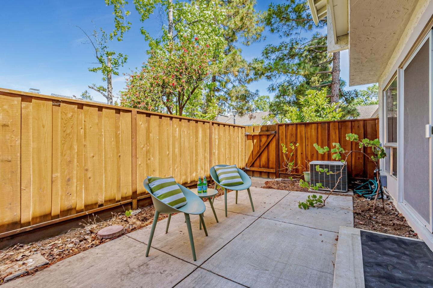 Detail Gallery Image 46 of 65 For 10871 Northforde Dr, Cupertino,  CA 95014 - 3 Beds | 2 Baths
