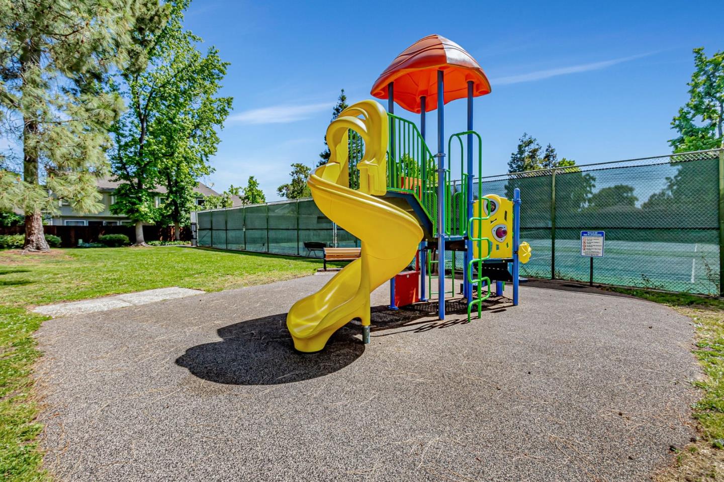 Detail Gallery Image 52 of 65 For 10871 Northforde Dr, Cupertino,  CA 95014 - 3 Beds | 2 Baths
