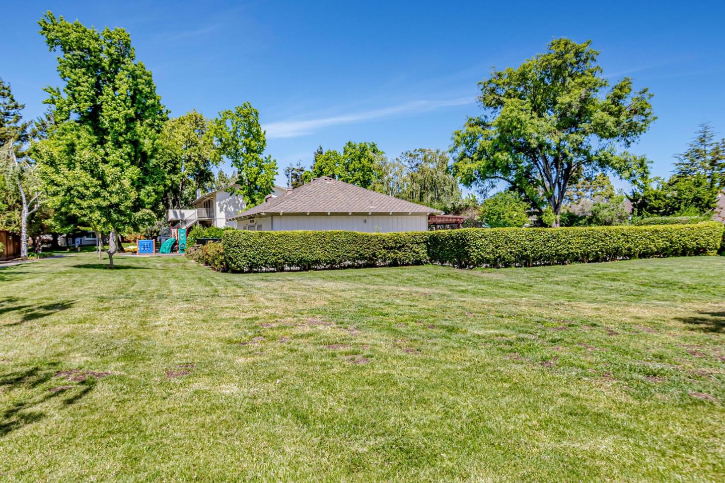 Detail Gallery Image 57 of 65 For 10871 Northforde Dr, Cupertino,  CA 95014 - 3 Beds | 2 Baths