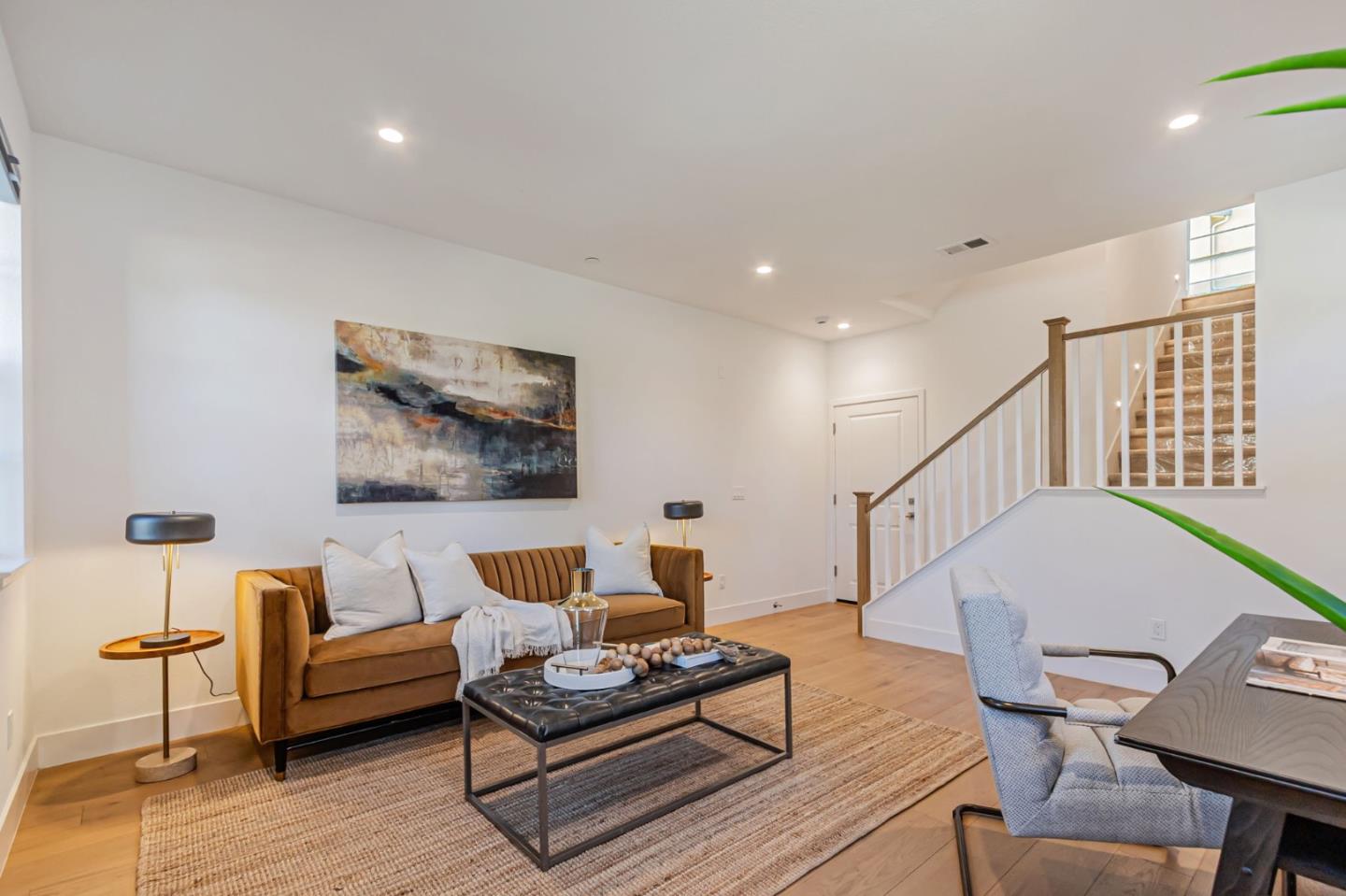 Detail Gallery Image 16 of 40 For 1225 Verano Rd, Mountain View,  CA 94043 - 3 Beds | 3 Baths