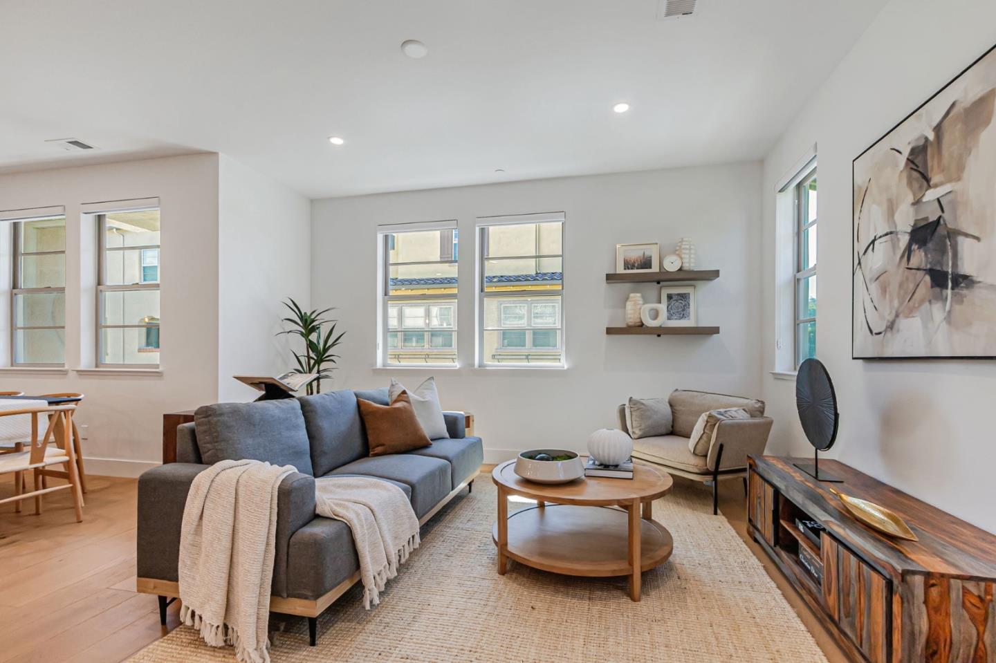 Detail Gallery Image 17 of 40 For 1225 Verano Rd, Mountain View,  CA 94043 - 3 Beds | 3 Baths