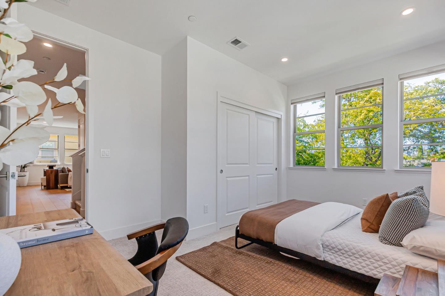 Detail Gallery Image 24 of 40 For 1225 Verano Rd, Mountain View,  CA 94043 - 3 Beds | 3 Baths