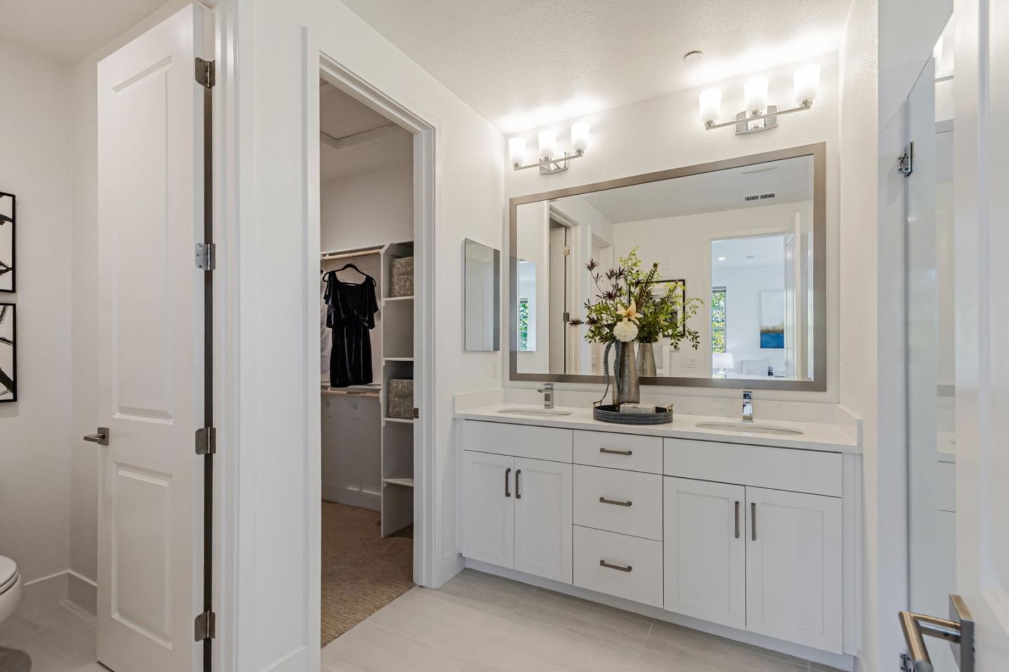 Detail Gallery Image 38 of 40 For 1225 Verano Rd, Mountain View,  CA 94043 - 3 Beds | 3 Baths