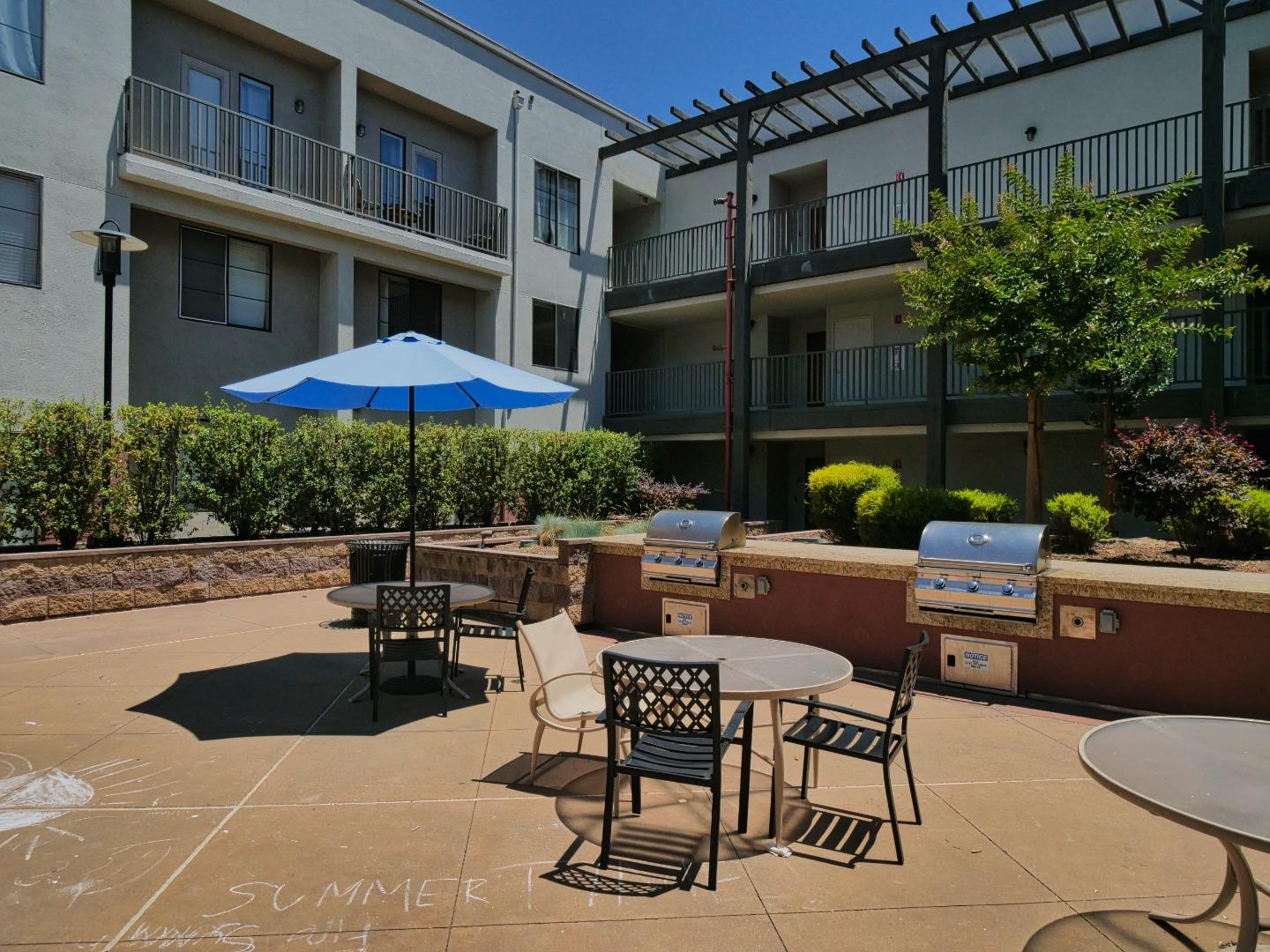 Detail Gallery Image 15 of 144 For 1060 S 3rd St #115,  San Jose,  CA 95112 - 2 Beds | 2 Baths
