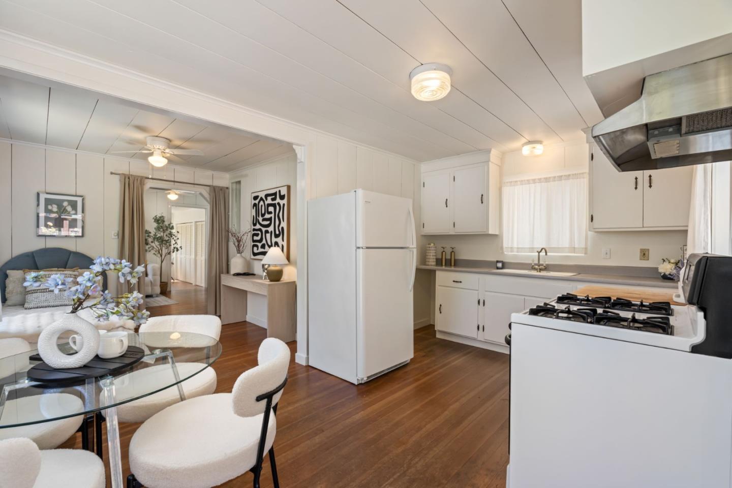 Detail Gallery Image 11 of 36 For 129 Alvarado St, Brisbane,  CA 94005 - 2 Beds | 1 Baths