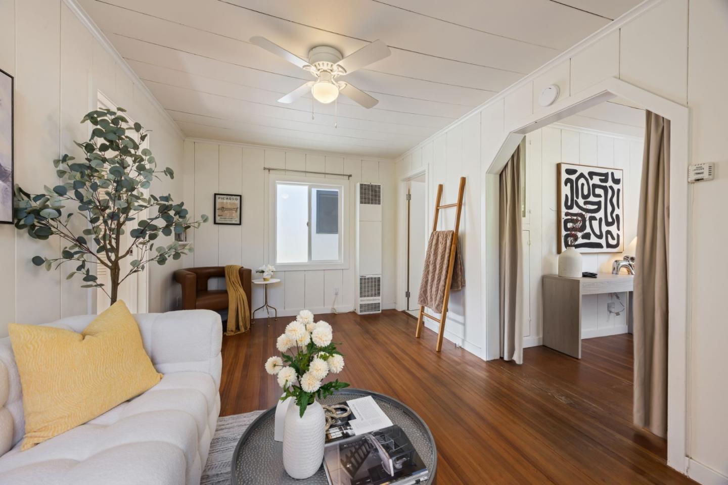 Detail Gallery Image 7 of 36 For 129 Alvarado St, Brisbane,  CA 94005 - 2 Beds | 1 Baths