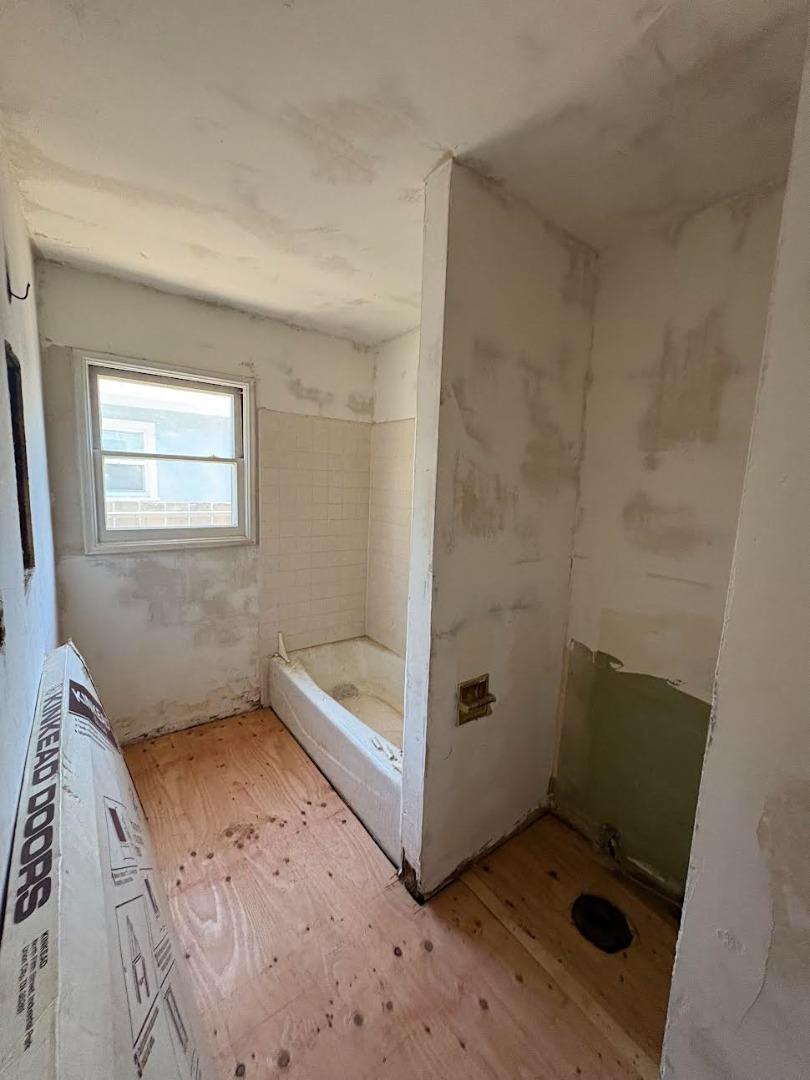 Detail Gallery Image 12 of 19 For 592 Saratoga Ave, Santa Clara,  CA 95050 - 3 Beds | 1 Baths