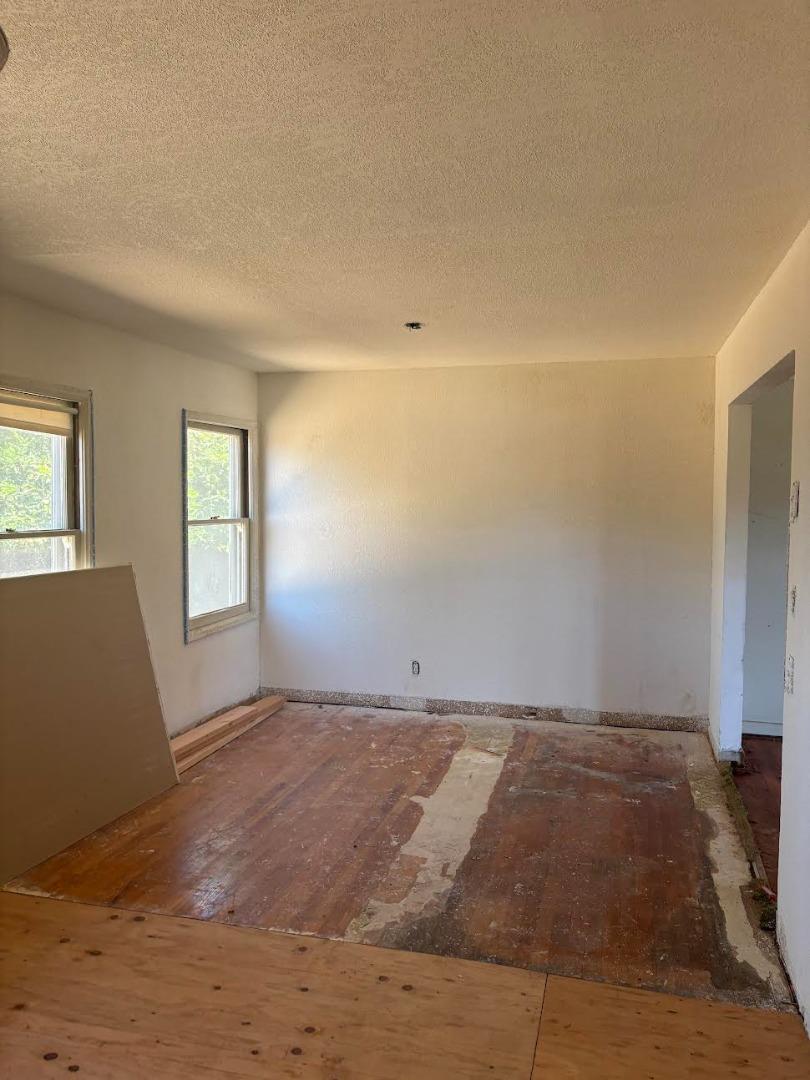 Detail Gallery Image 6 of 19 For 592 Saratoga Ave, Santa Clara,  CA 95050 - 3 Beds | 1 Baths