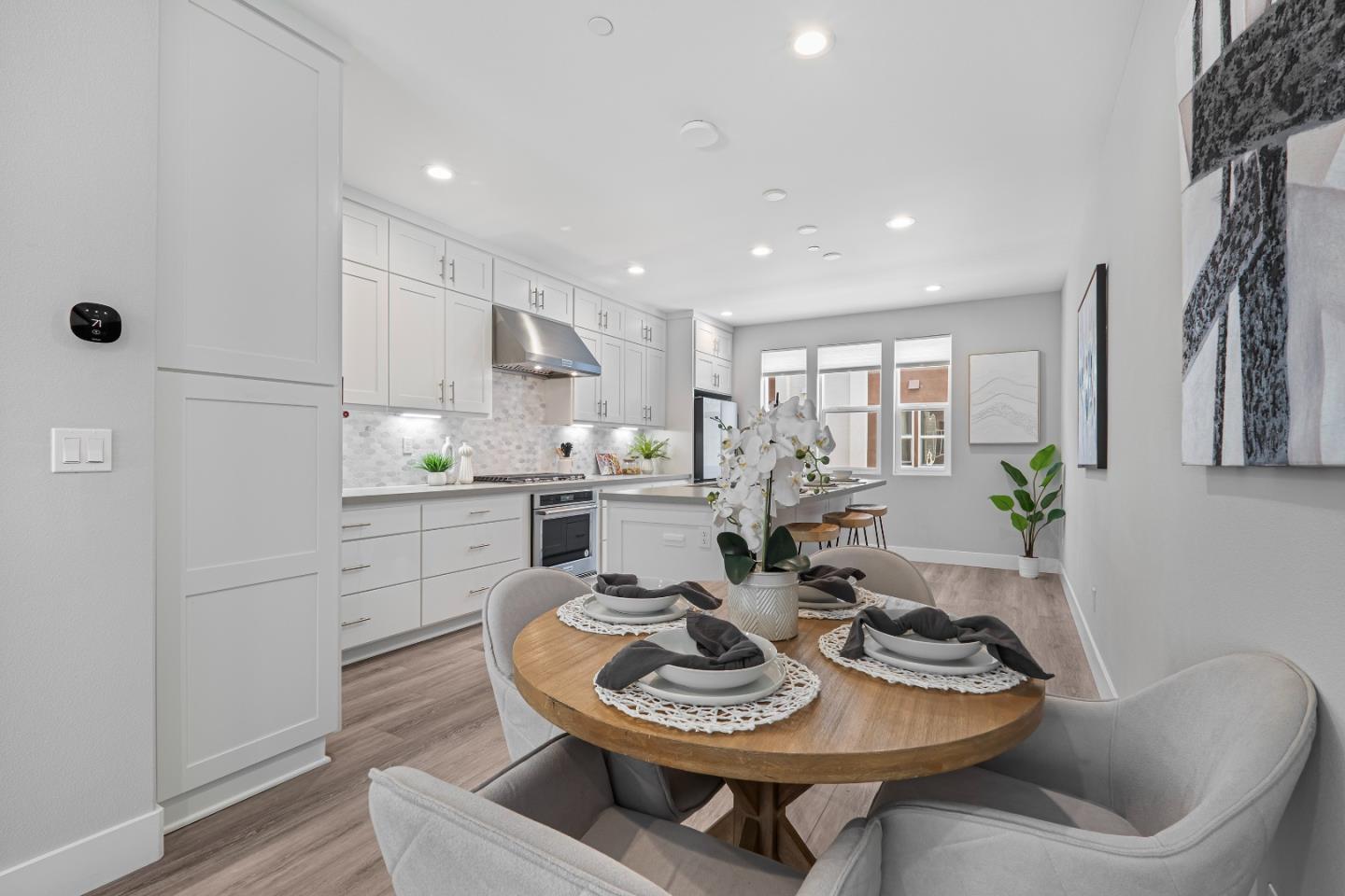 Detail Gallery Image 17 of 39 For 3697 Access Cmn, Fremont,  CA 94538 - 2 Beds | 2/1 Baths