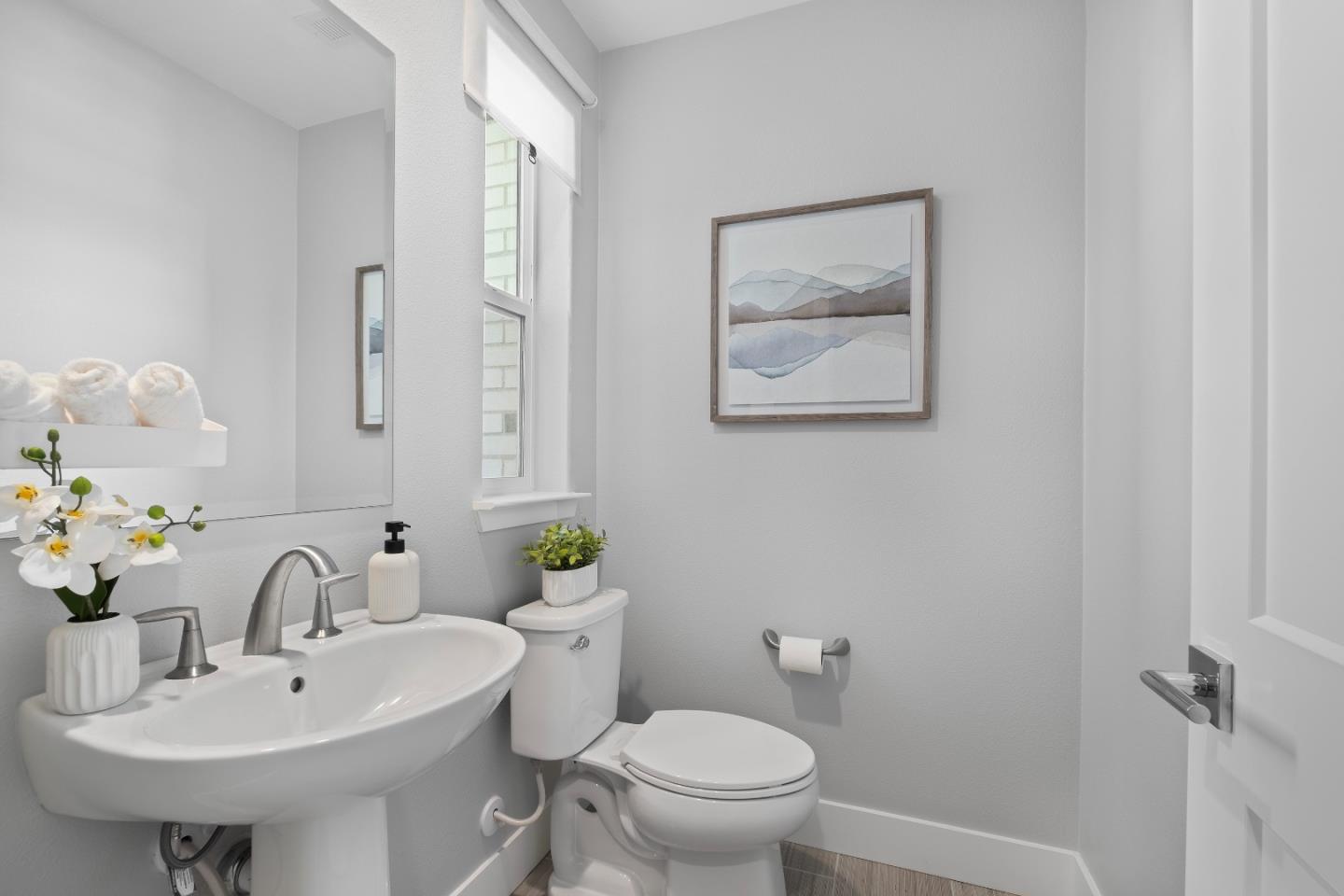 Detail Gallery Image 19 of 39 For 3697 Access Cmn, Fremont,  CA 94538 - 2 Beds | 2/1 Baths
