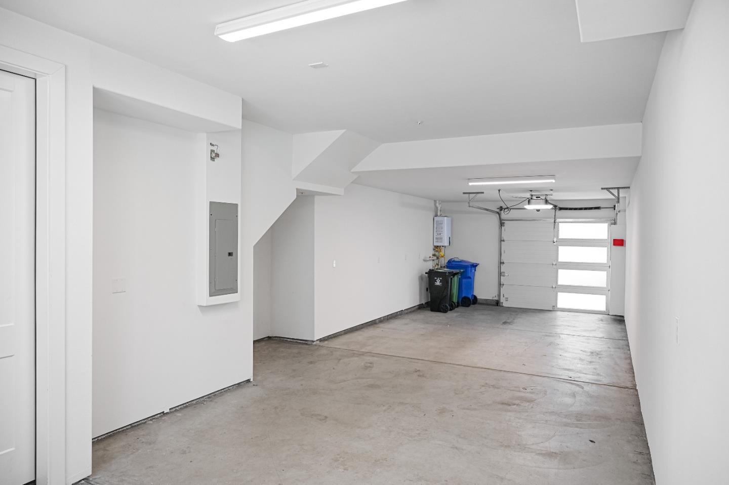 Detail Gallery Image 31 of 39 For 3697 Access Cmn, Fremont,  CA 94538 - 2 Beds | 2/1 Baths