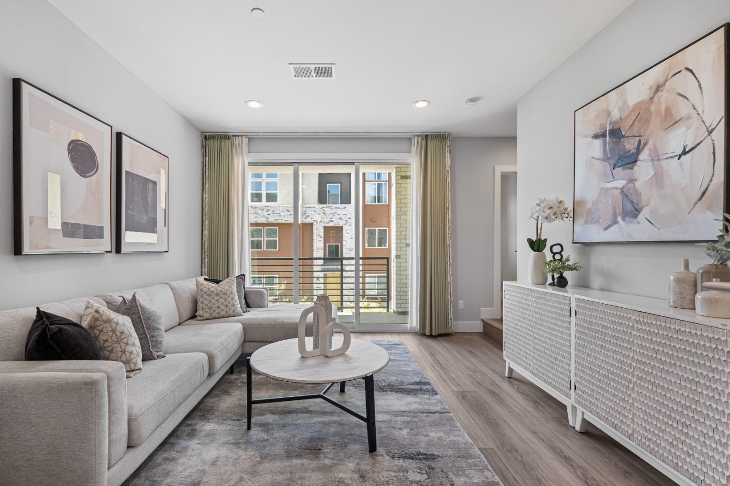 Detail Gallery Image 7 of 39 For 3697 Access Cmn, Fremont,  CA 94538 - 2 Beds | 2/1 Baths
